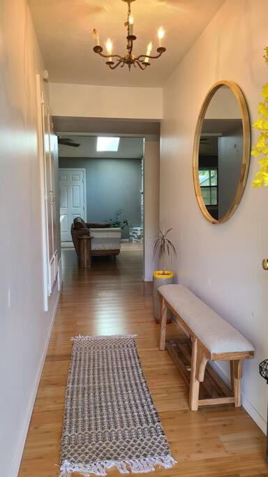 Centrally Located In Rogers And Bentonville! -Private Rooms Exterior photo